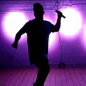 Meet your Posher, Dennis